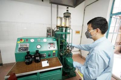 探秘綠色新能源 中國石化線上公眾開放日展現(xiàn)石油化工新設(shè)備